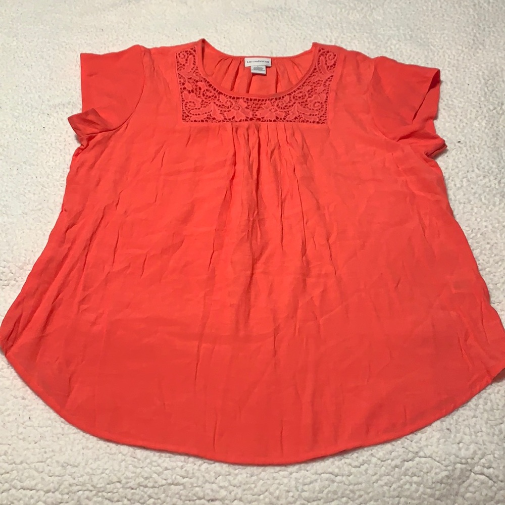 Liz Claiborne Ladies Peach Shirt, Like New
